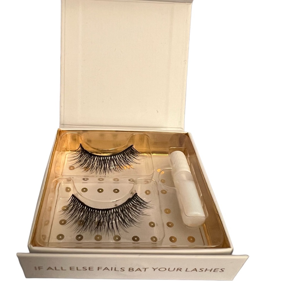 BNIB! Battington Beauty HARLOW Black Synthetic Silk False Lashes Volume/Length